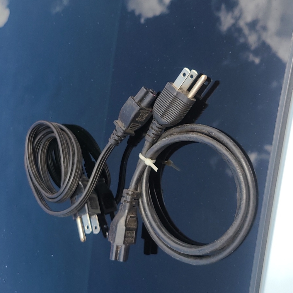 Power cord 7A 125V MAX 3 PRONG CORDS